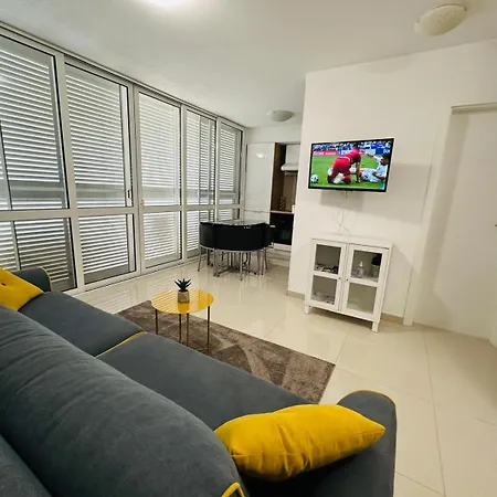 Luxury Cityzen Apartman Zára