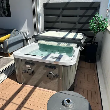Luxury Cityzen * Zára